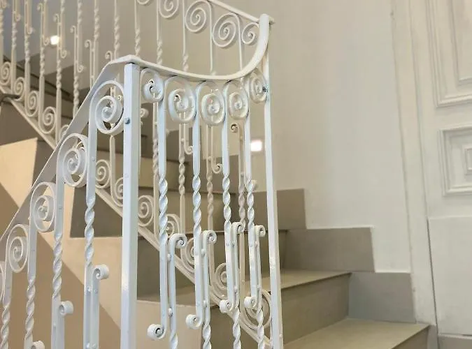 ゲストハウス The 3*